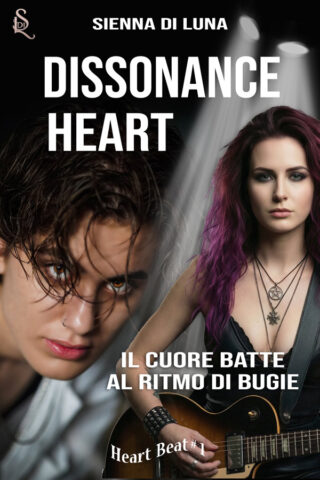 Copertina Dissonance Heart. Primo piano di Leo Valenti e Chiara Spencer con chitarra sotto i riflettori. Music Romance.